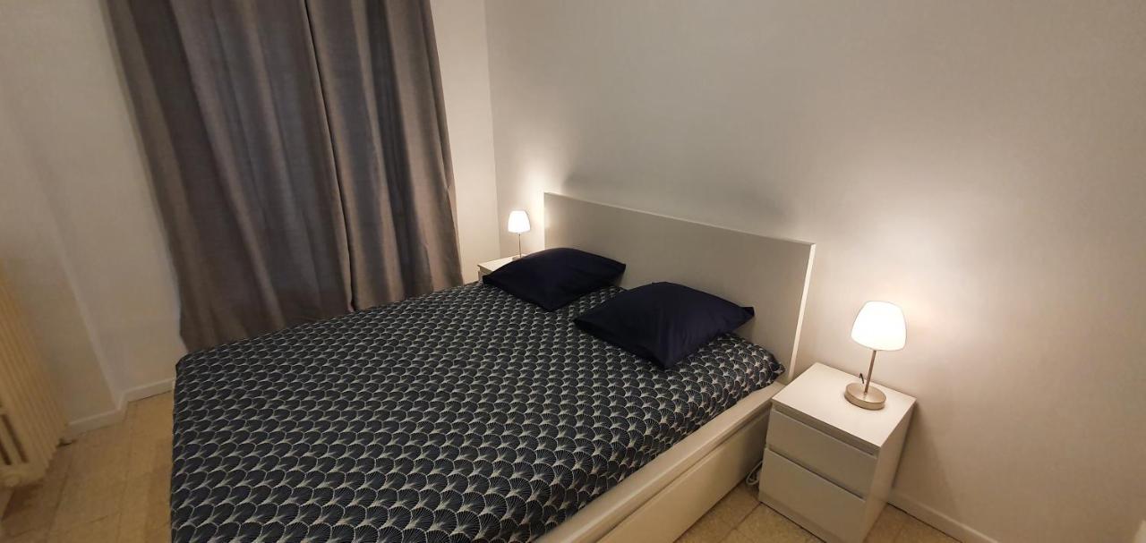 Appartement Entier Au Dessus De Villa, Climatisation Reversible Poele A Bois Tres Chaleureux , Wi Fi Parking Privee Gratuit Situation 500 M, Plage Et Centre Ville Sanary-sur-Mer Exteriör bild